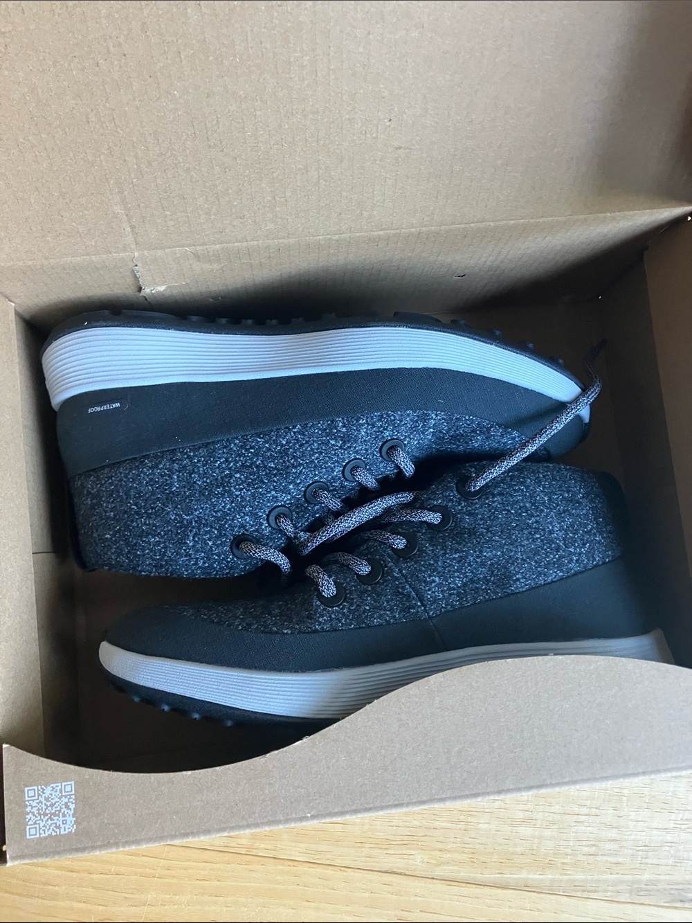 Allbirds Wool Runner NZ Mid Waterproof Women's Size W9.5 Dark Grey
